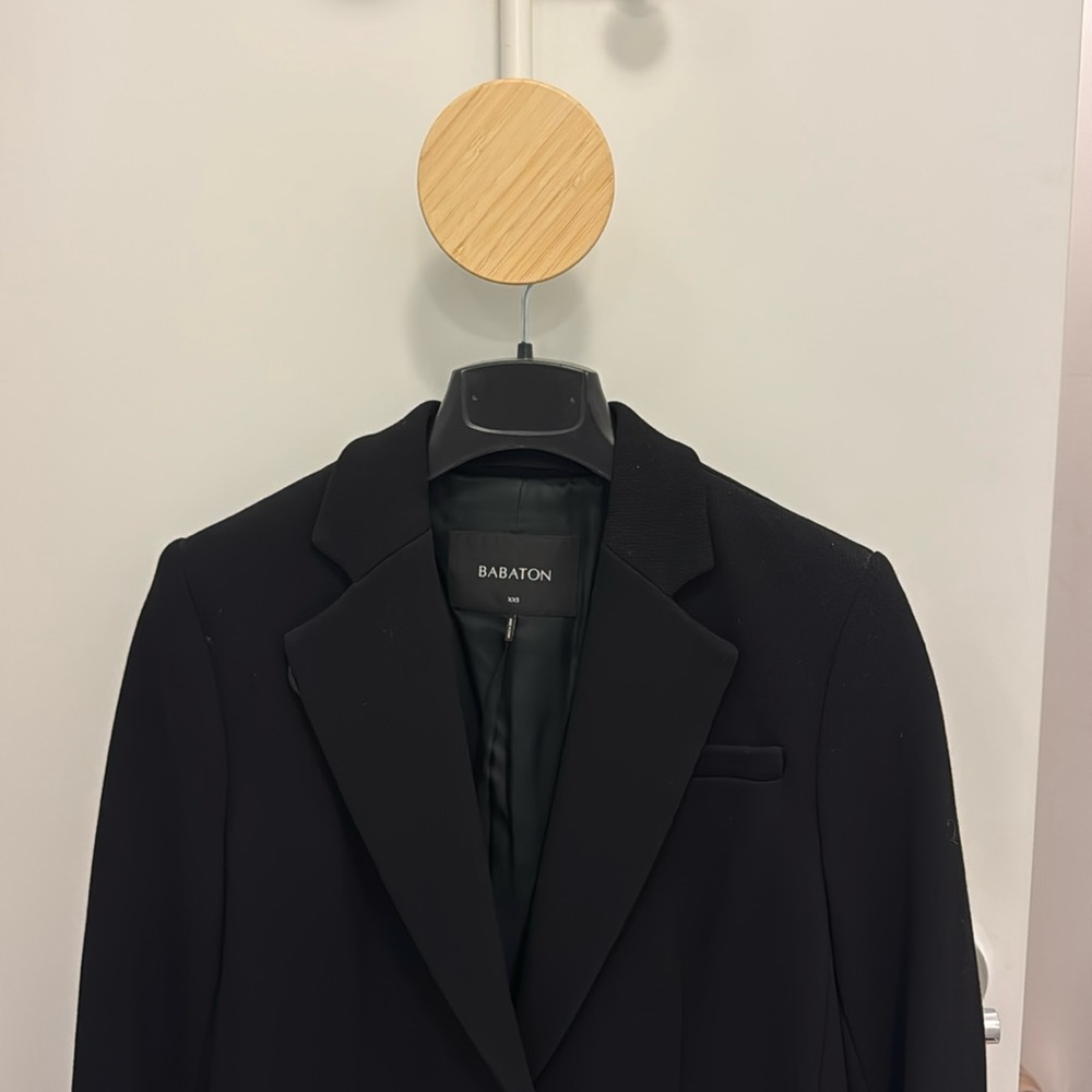 Aritzia BABATON 48630 Black Wool Coat size XXS